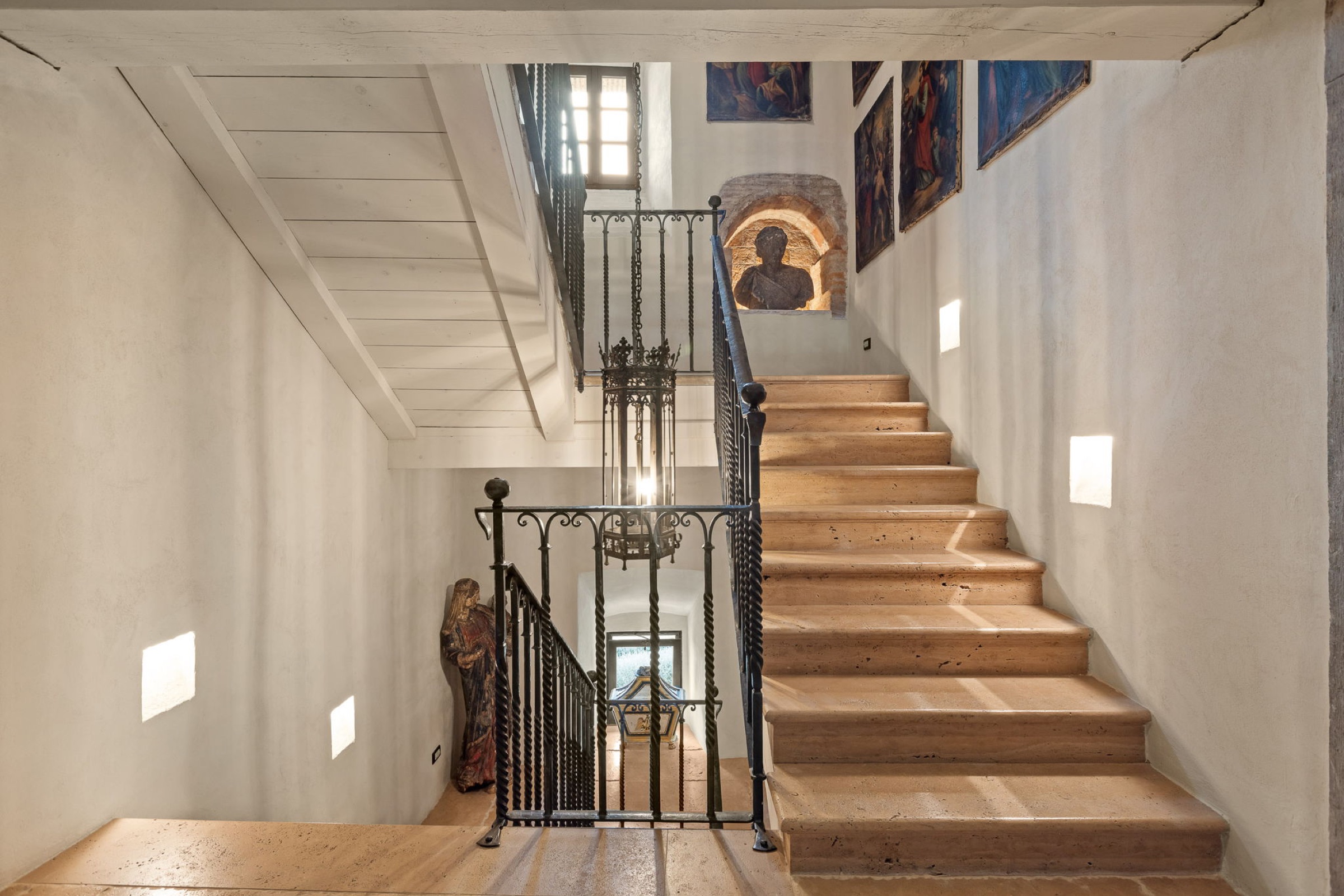 Umbria Luxury Castello Stays: Private Countryside Estates