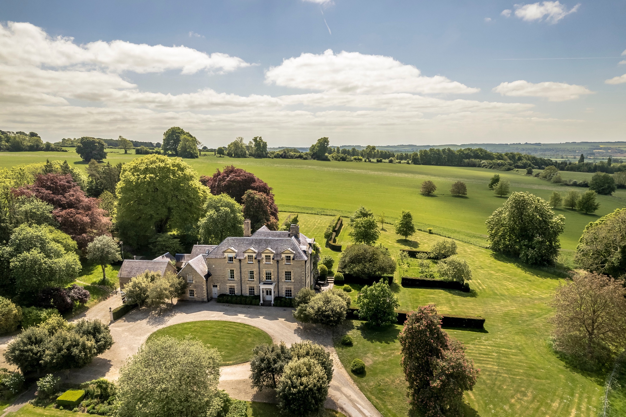 Churchill Manor – The Cotswolds - Main View