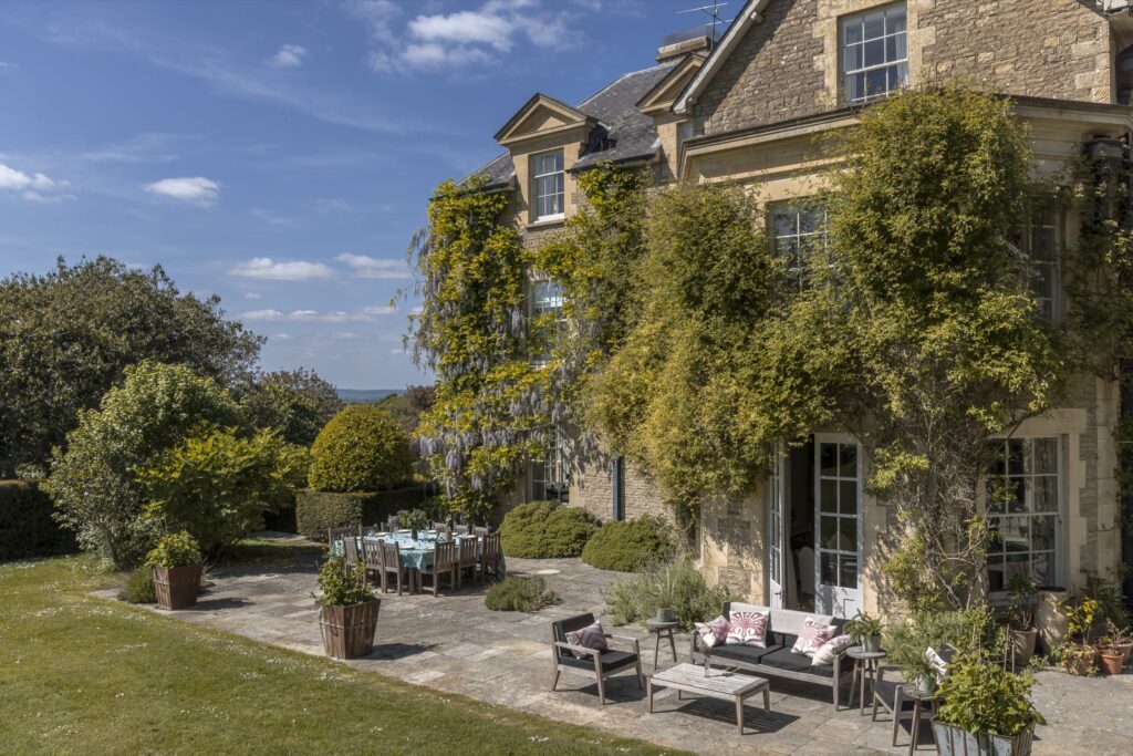 Historic Cotswold Manors: Quintessential English Stays