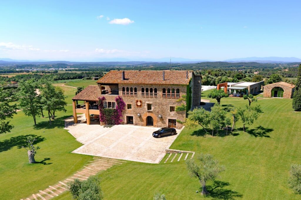 Villa Mas Mateu: Inside Costa Brava’s Grand Catalan Masia