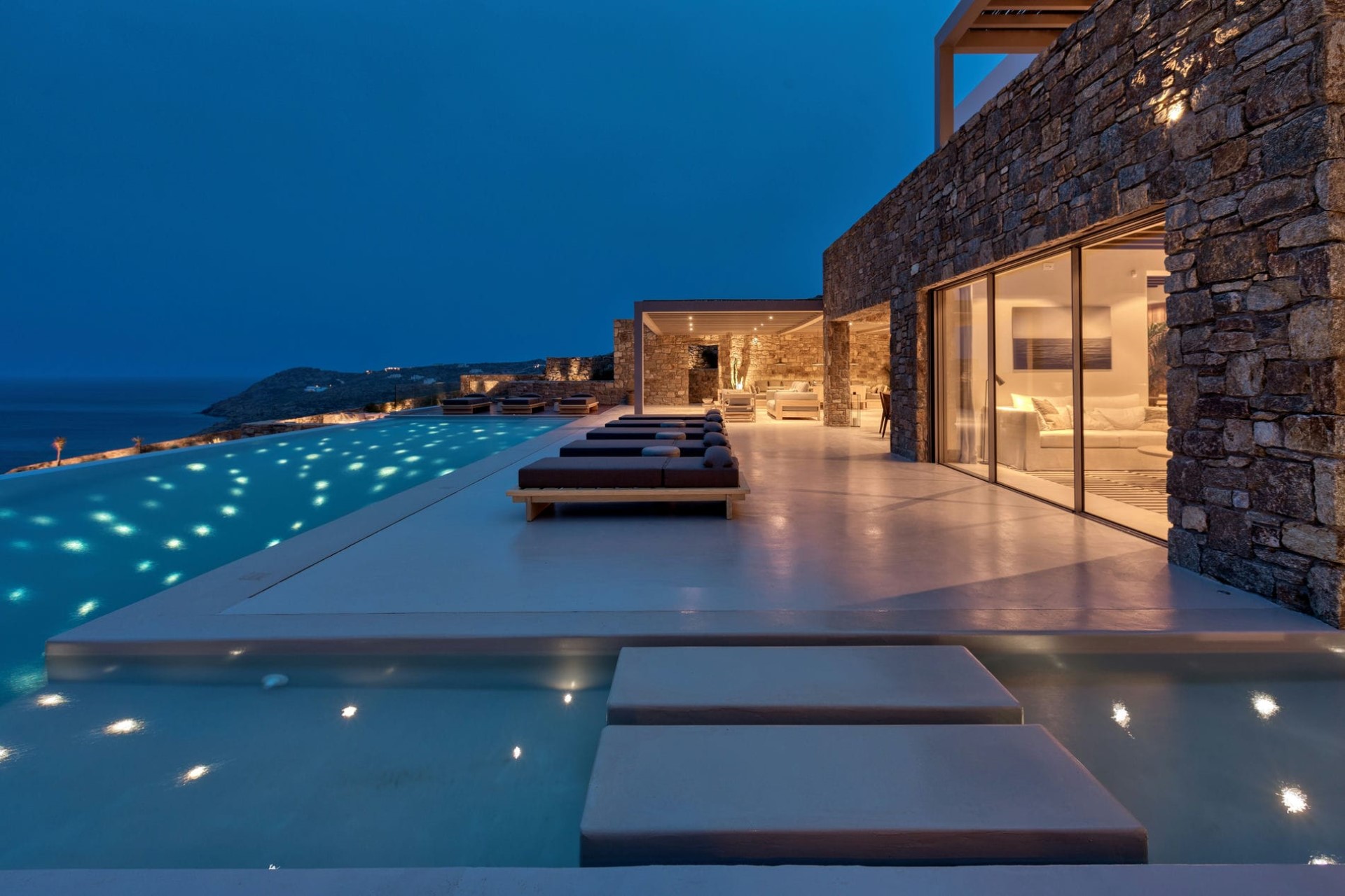 Villa Ariadnes Mitos — Honeymoon Retreat