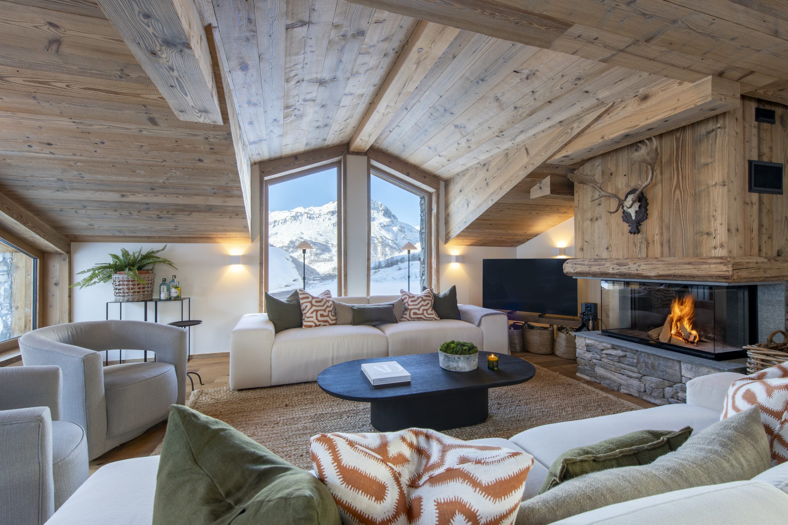 Chalet Arolay Penthouse – Val d’Isère - Main View