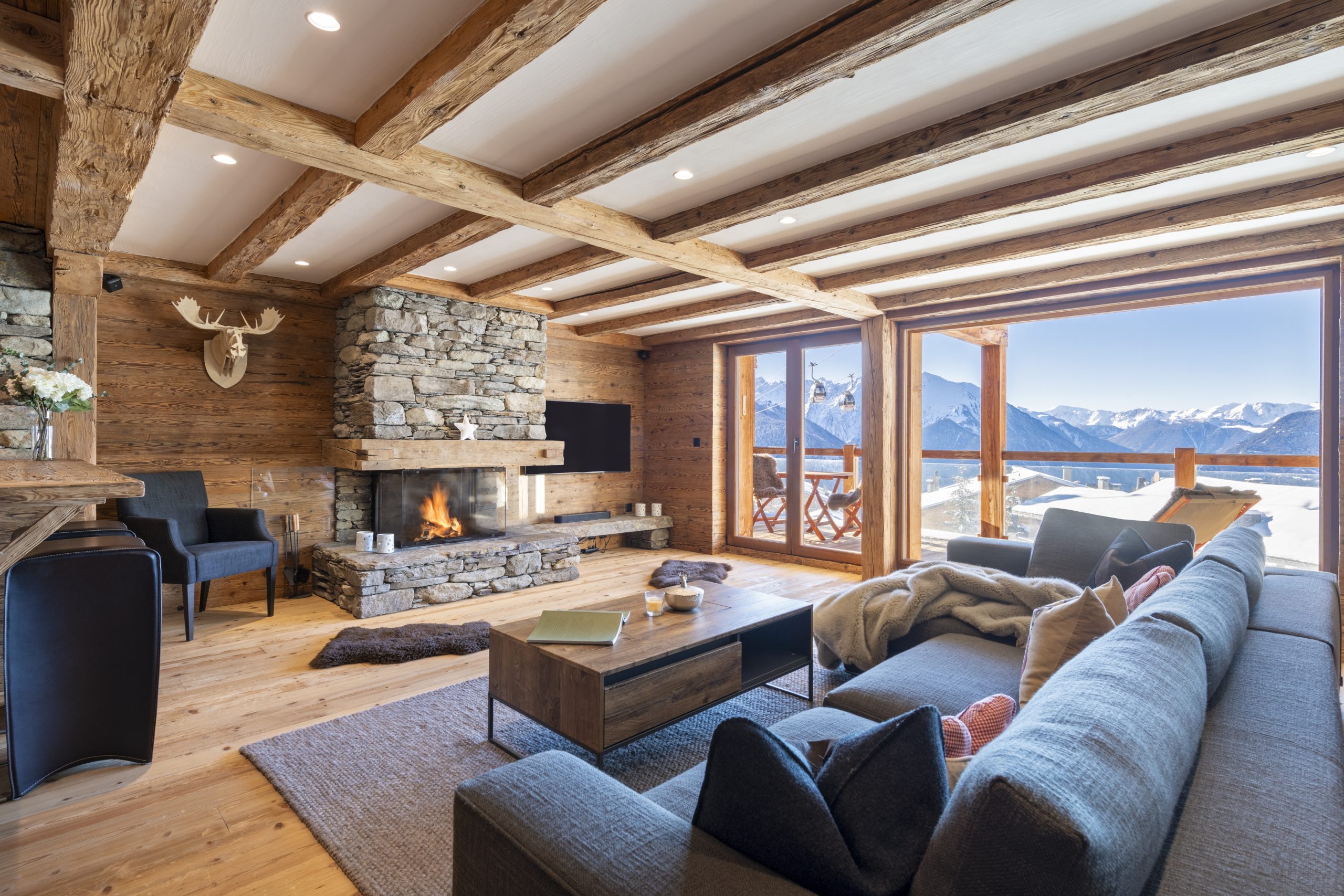 Chalet Basalte C13 – Verbier - Main View