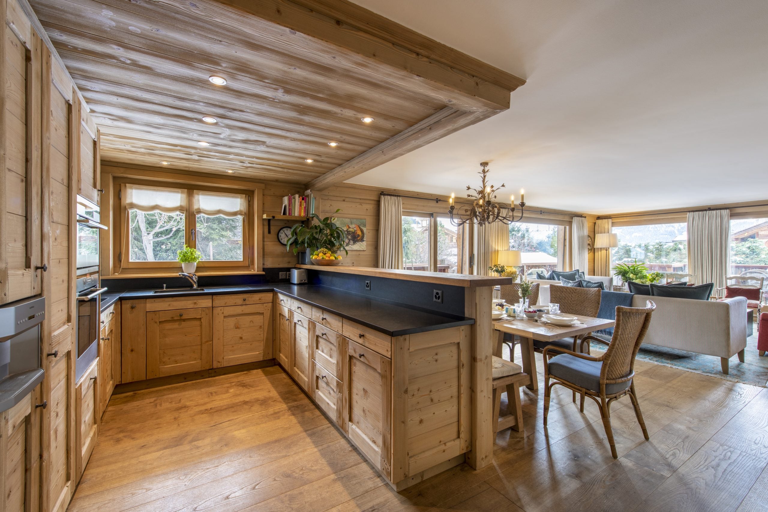 Chalet Cantarella – Verbier - View 2