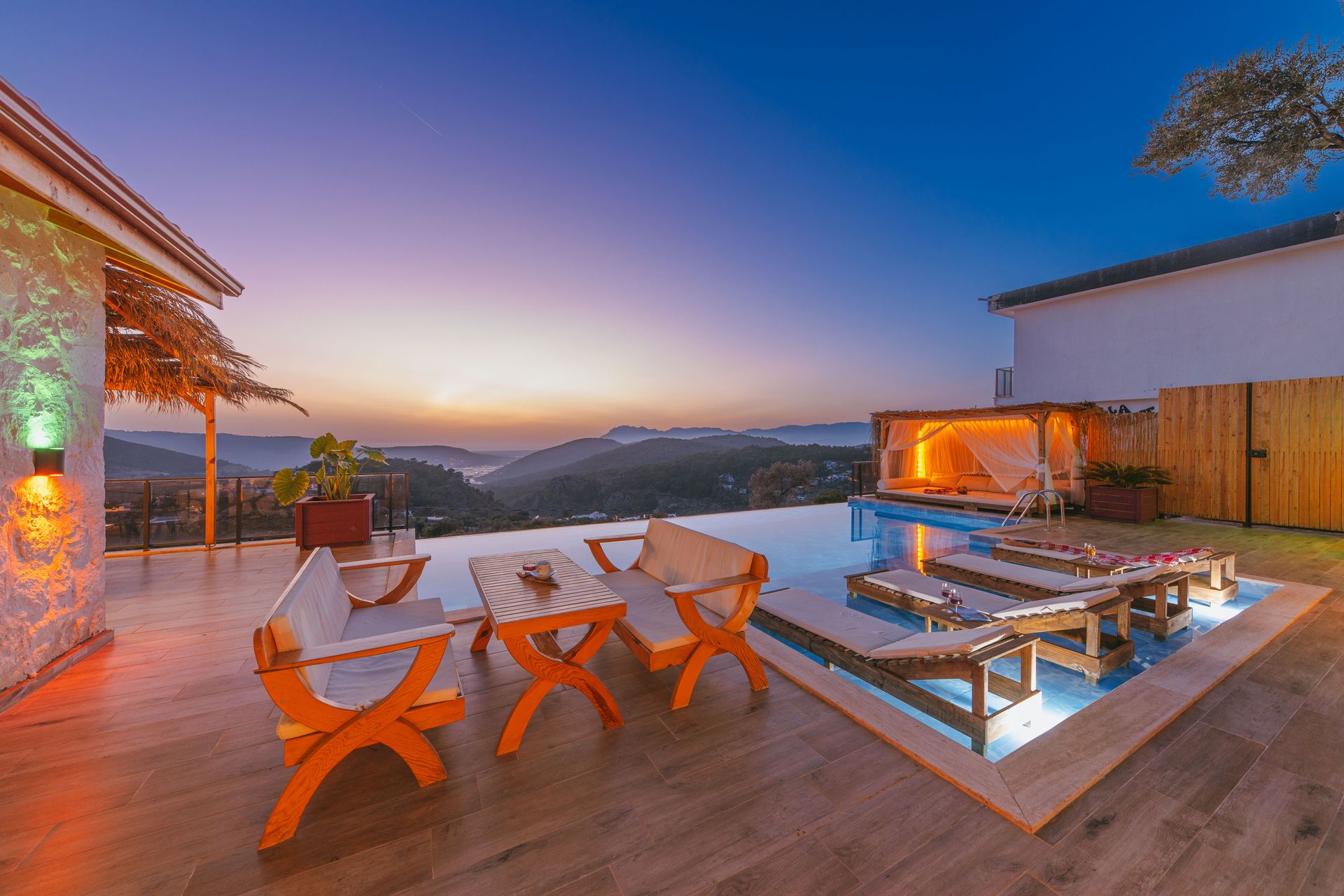 Villas Near Puerto Banus