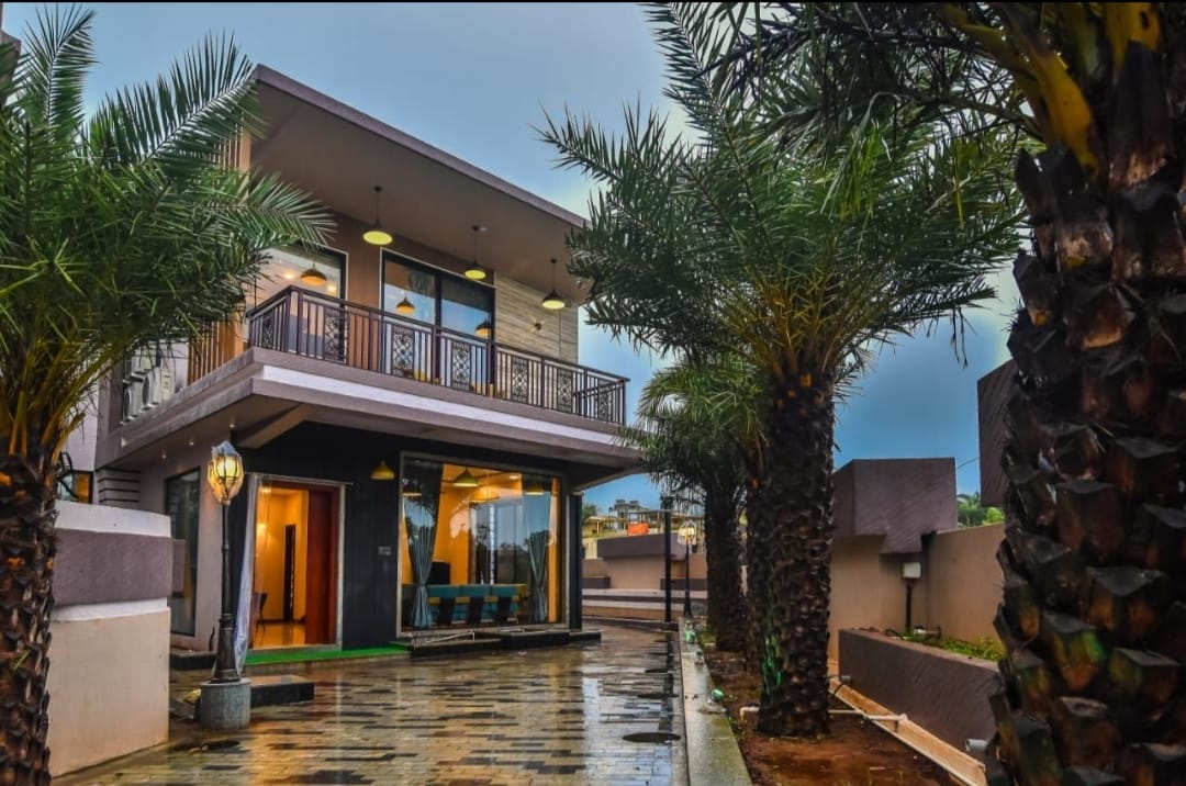 Mile Stone Villa - Lonavala